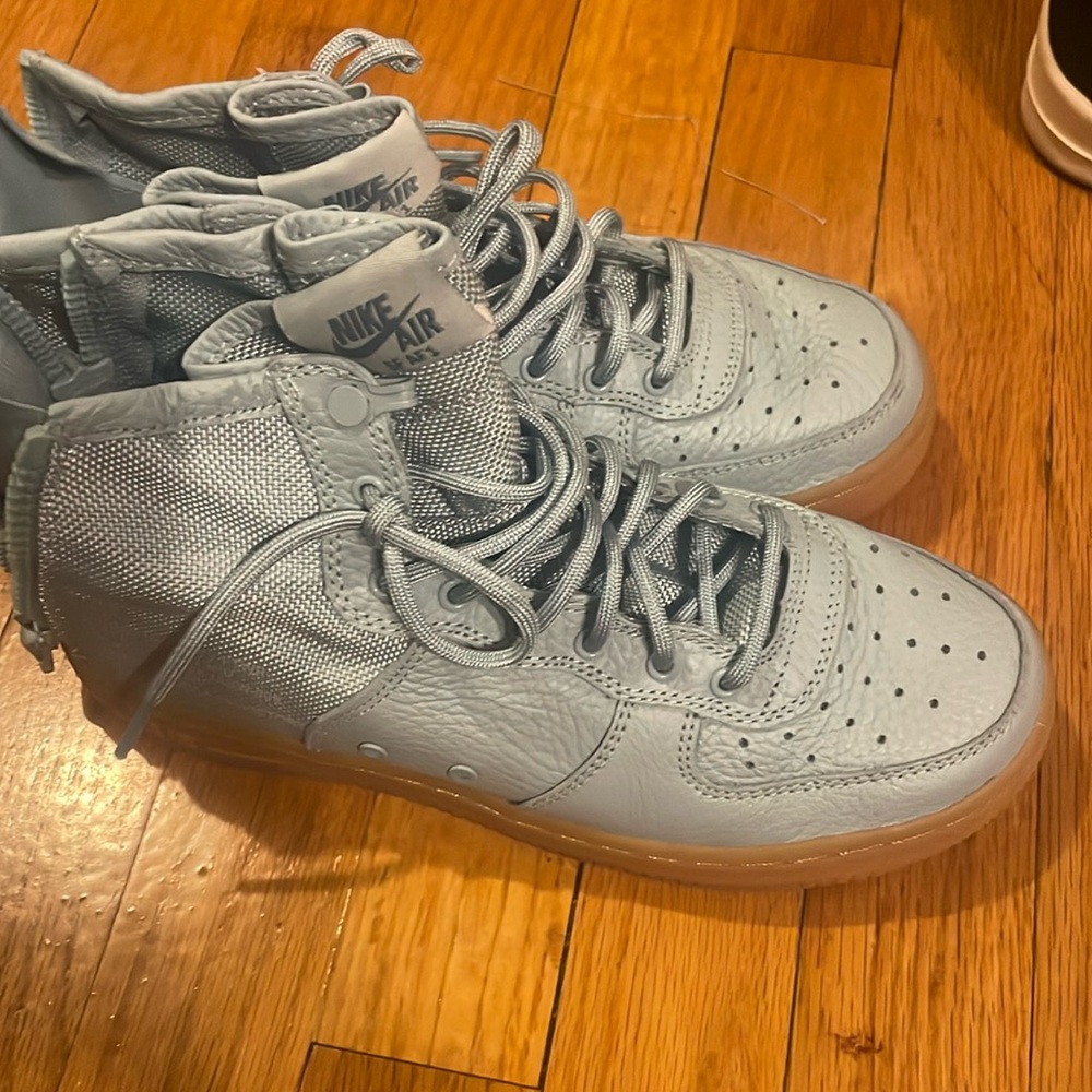 Nike